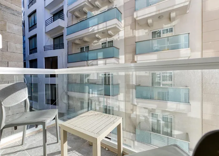 Ra5 - New, Bright & Spacious - Sliema-Gzira Area!