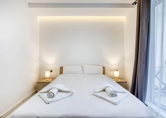 Ra5 - New, Bright & Spacious - Sliema-Gzira Area!
