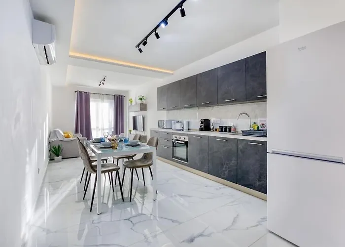 Ra5 - New, Bright & Spacious - Sliema-Gzira Area!