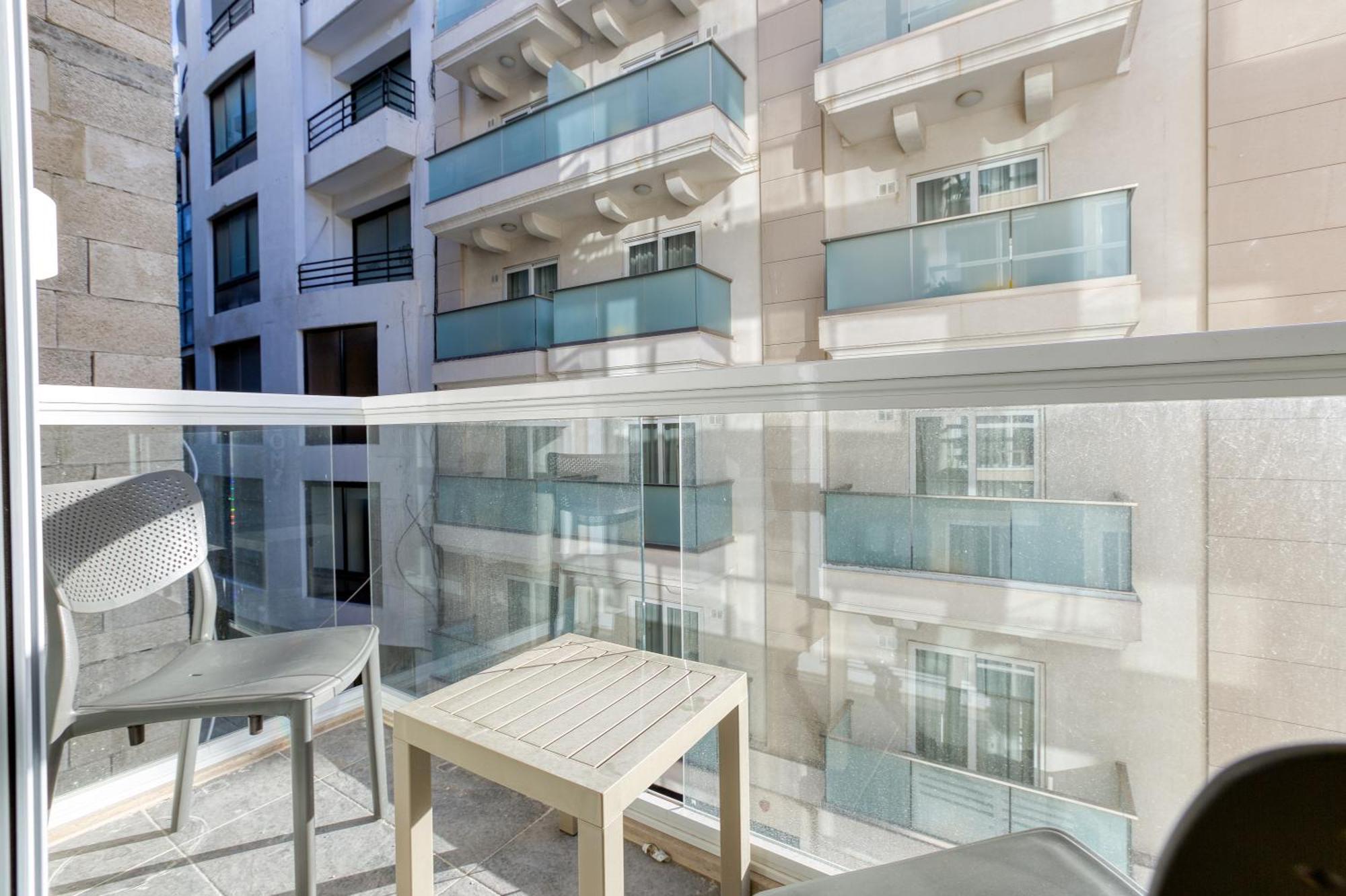 Ra5 - New, Bright & Spacious - Sliema-gzira Area! Gzira